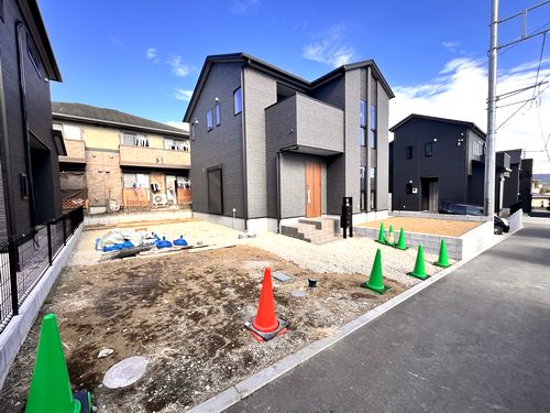 南足柄市生駒�U期　新築一戸建て　５号棟　全5棟